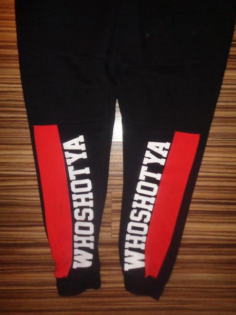 Pěkné černé tepláky, woxx,l