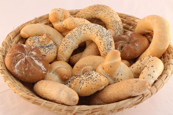 Vyhazujete staré pečivo? Pošleme ho dál!