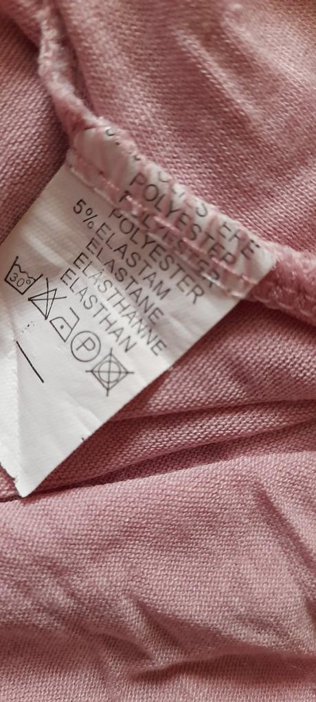 Květované dlouhé šaty, 