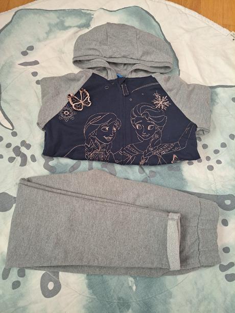 Tepláková souprava frozen - elsa a anna, disney,134