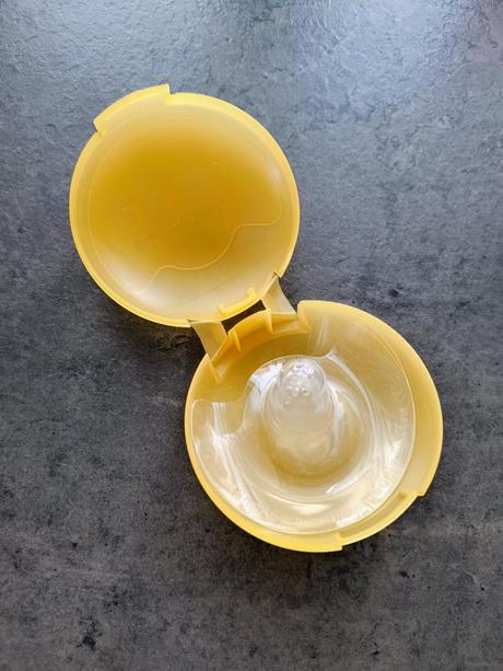 Medela kojící kloboučky, 