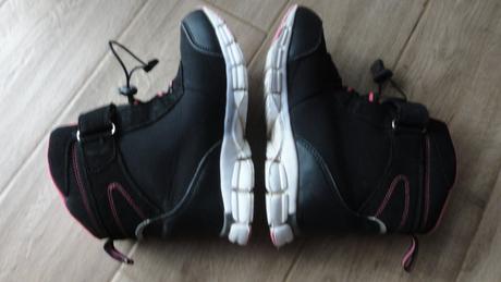 Boty junior league, 34