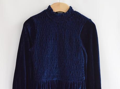 Šaty vel. 6 - 7 let, marks & spencer,122