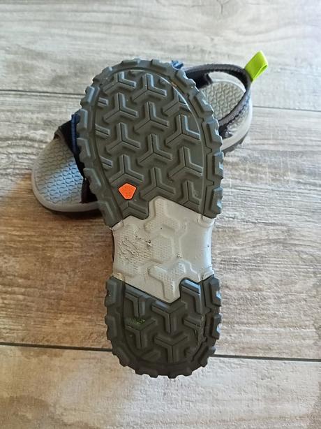 Sandále quechua, vel.32, quechua,32