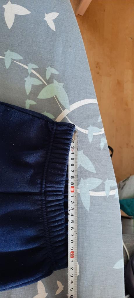 Chlapecké tepláky vel. 110., 110