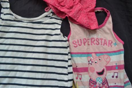 2x bavlněné šaty v.110 a klobouk nový, 110