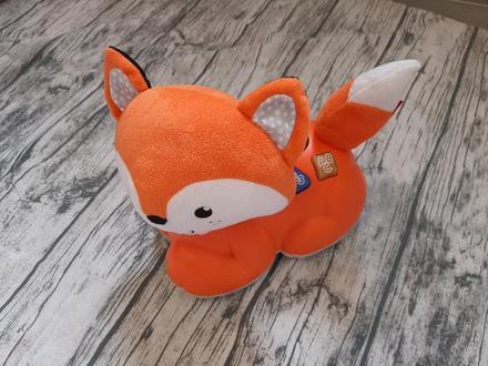 Fisher price lezeme s liškou,