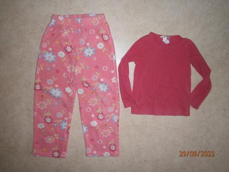 Tepláky, vel. 110/116 + tričko, 110