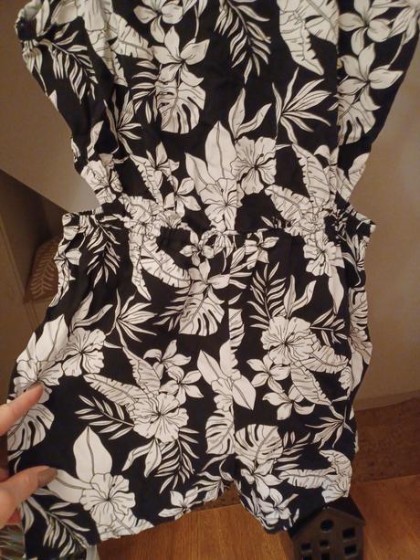 Kytičkový overal na léto, c&a,164