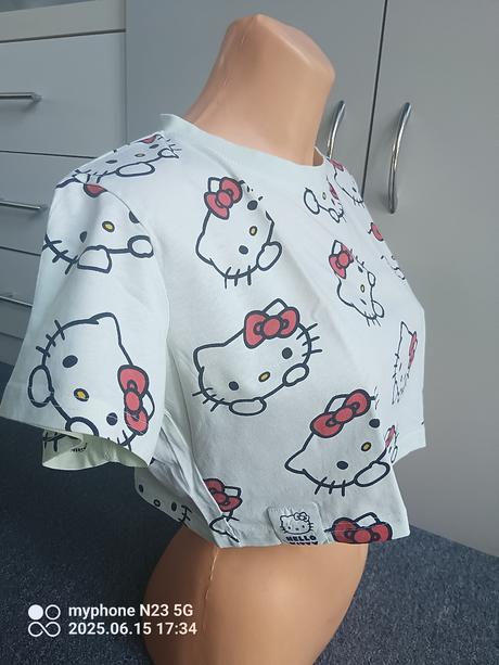 Crop-top zn."sanrio" hello kitty vel."134-140", sanrio,134