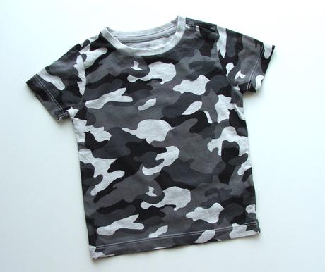 J870 chlapecké triko vel. 86, next,86