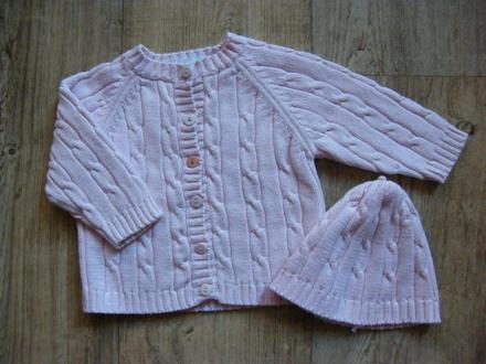 Svetr s čepicí, 62