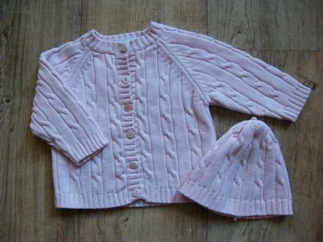 Svetr s čepicí, 62