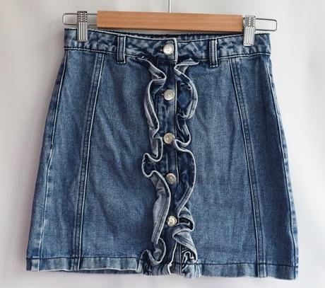 Sukně vel. 11 let, matalan,146