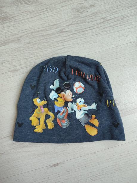 Čepička mickey , velikost 3/6 měsíců,