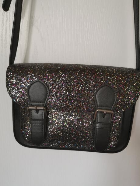 Dívčí kabelka reserved, 