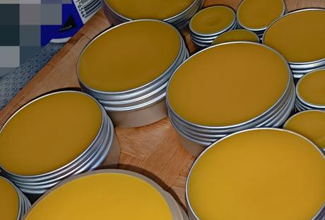 Čarovná síla přírody - včelí svíčky a měsíček, 