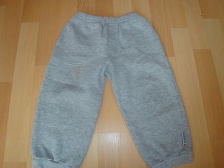 Tepláky - šedé, vel. 2-3 roky, ladybird,86