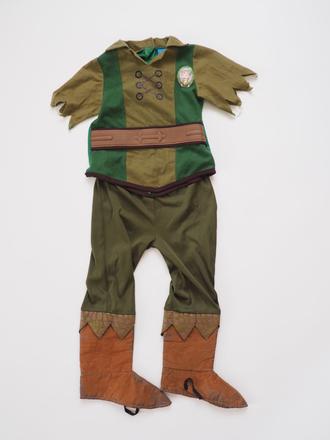 Kostým petr pan vel 104, 