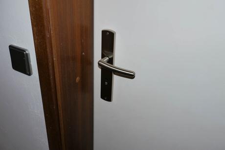 Nerezove kliky na dvere,