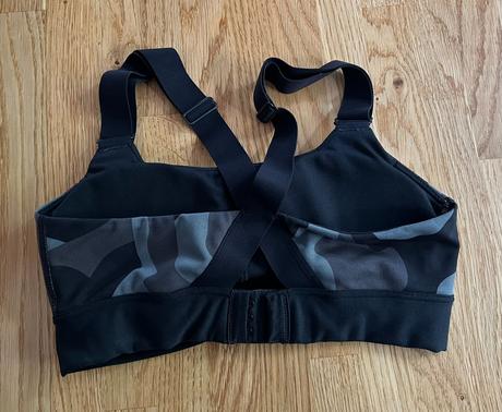 Sportovní podprsenka & top under armour v. xs, under armour,xs