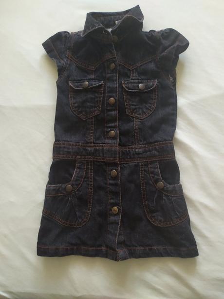 Džínové šaty, 110