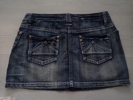 Minisukně 36,38,m, m