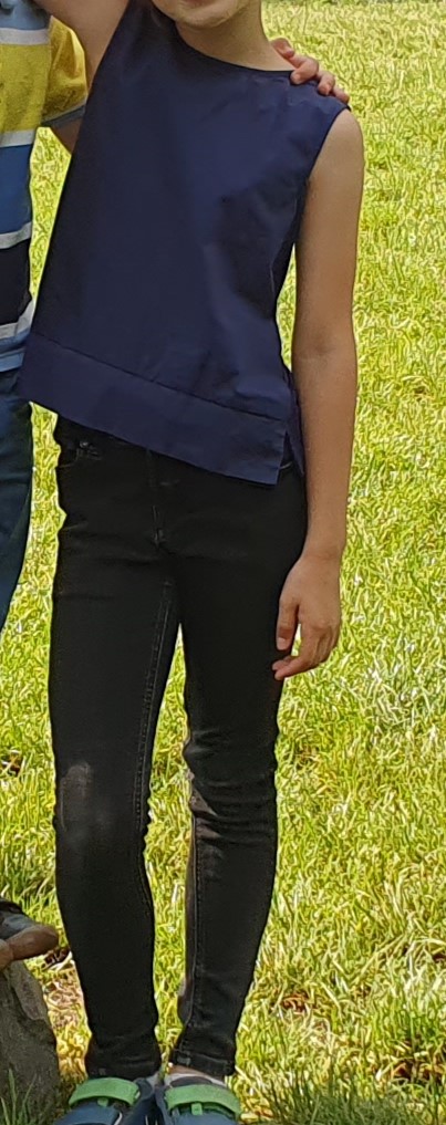 Halenka s hlubokým výstřihem na zádech, reserved,128