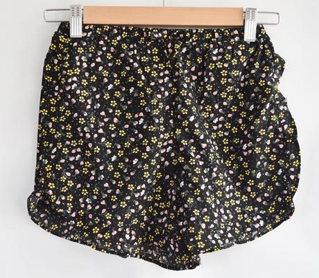 Kraťasy vel. 11 let, primark,146