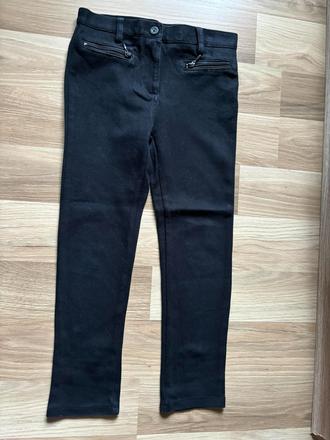 Tregíny, marks & spencer,122