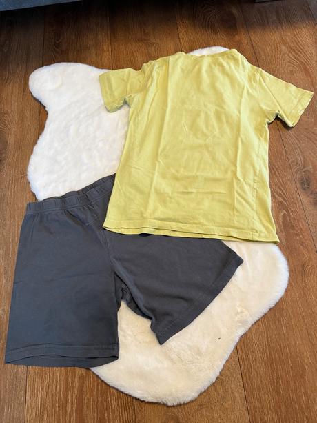 Pyžamo sponge bob, h&m,134