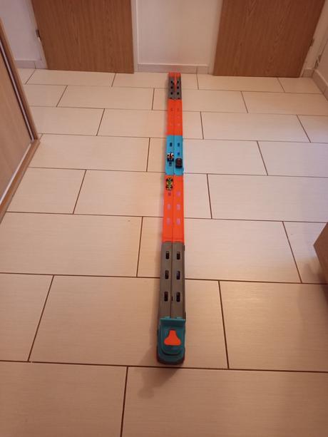 Hot wheels kamoin,