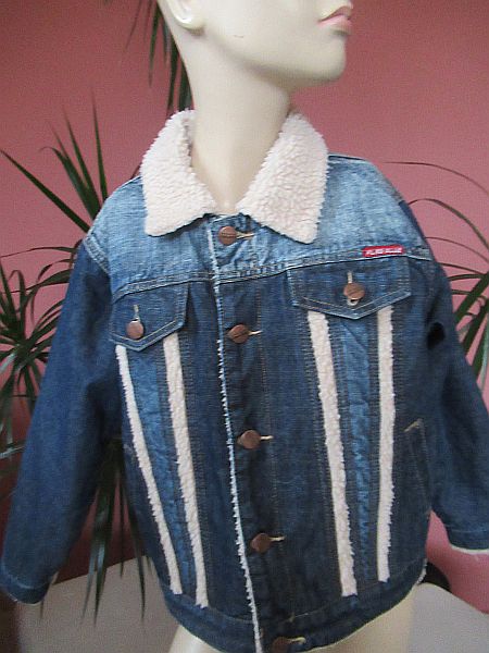 Riflová bunda s kožíškem, 134