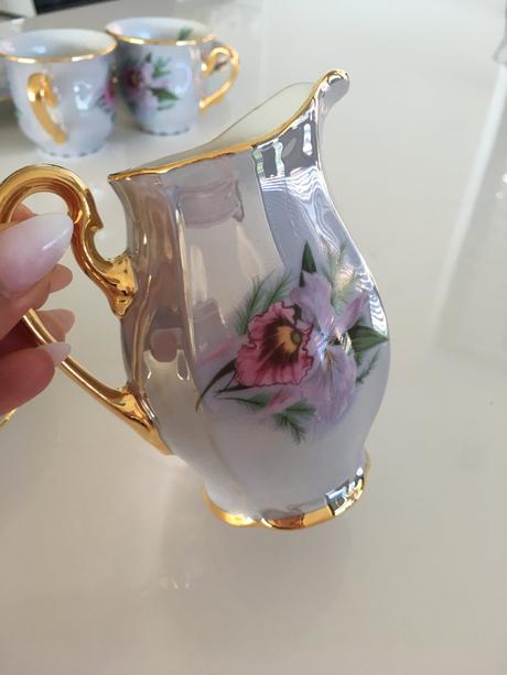 Porcelánový kávový set,