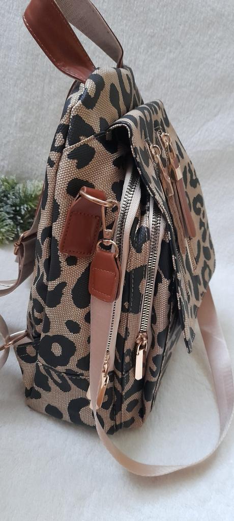 Leopardí malý batůžek s popruhem přes rameno, 