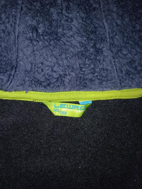 Tepla mikina vel. 152/158, lewro,152