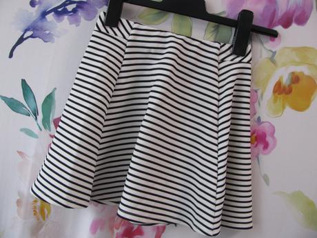 Dívčí elastická sukně s proužkem, 134