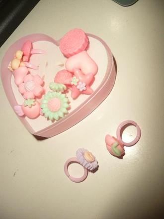 Prstýnek dětský srdce 12 ks,