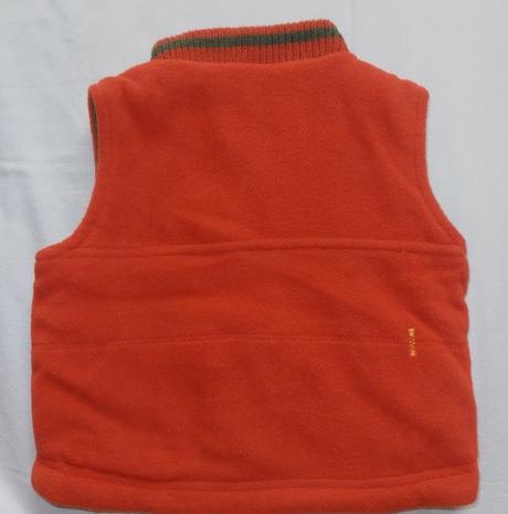 P162. oranžová flísová vesta 6 měsíců, 74
