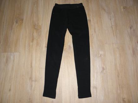 Dívčí černé termolegíny zn. kugo vel.158, kugo,158