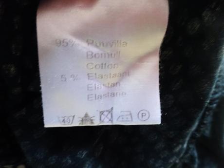 Tričko s růžičkami, 98