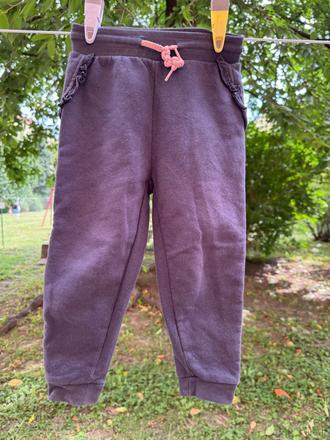 Tepláky, lupilu,104