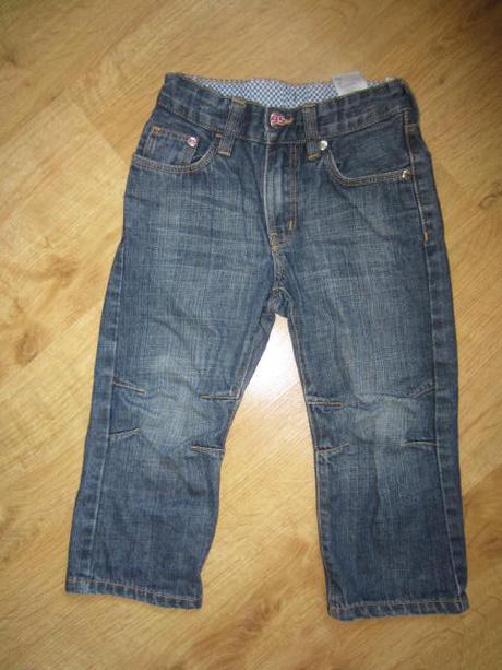 Supr džíny, rifle s bleskem mc queenem, h&m,98