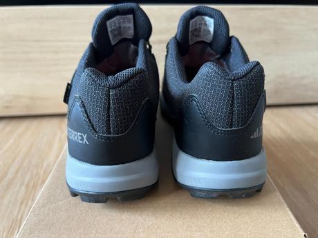 Dětská outdoorová obuv - adidas, vel.35, adidas,35