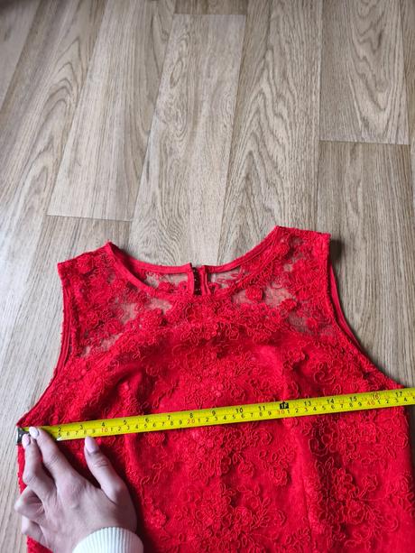 Krajkové šaty, elegantní šaty, m