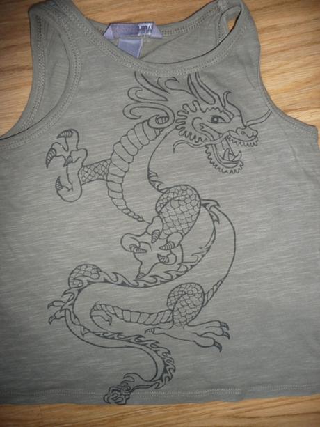 Tílko s drakem od h&m na 12-24m- vel.86, h&m,86
