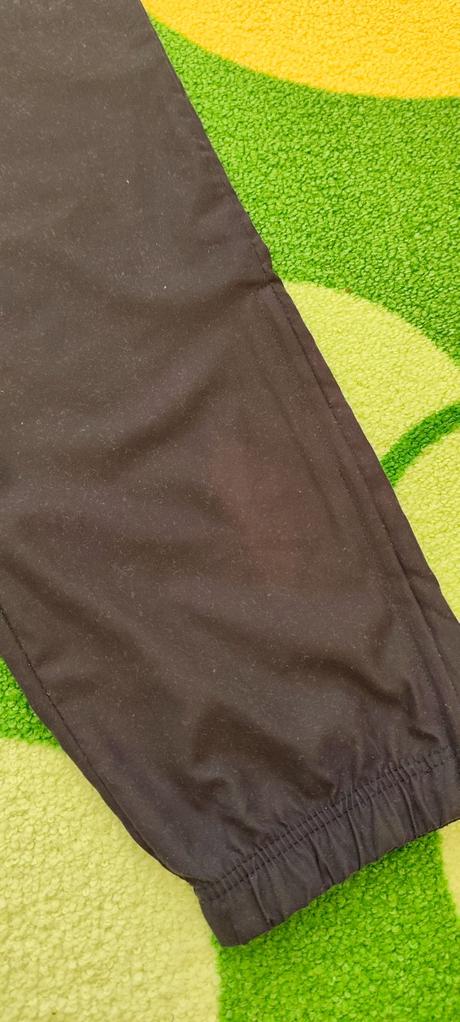 Sportovní tepláky, reebok,s