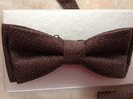 Motýlek čokoládová hnědá, zlaté třpytky, zn.hedva,