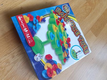 Stolní hra balanční strom, 