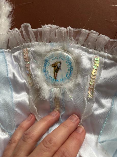 An24/ kostým sněhová královna z narnie - v.5/7 let, 